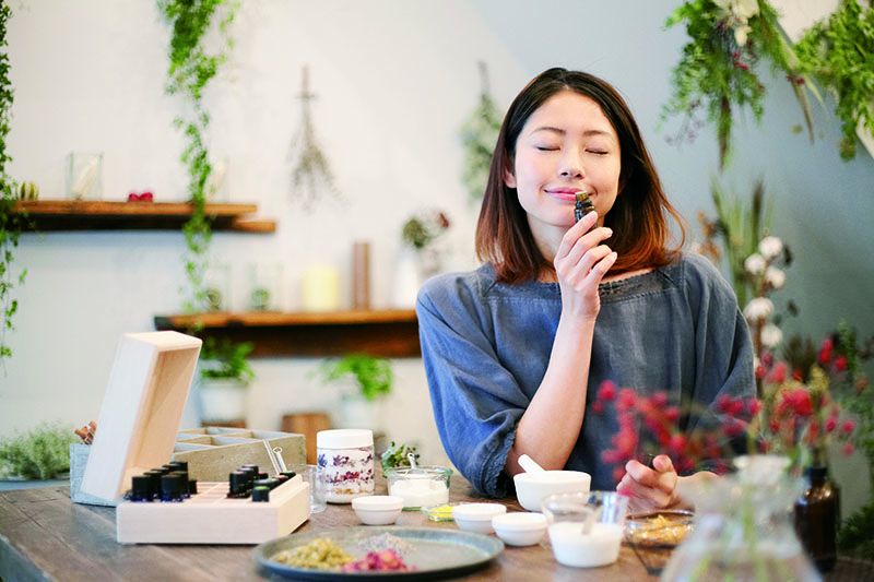 Aromatherapy: chăm sóc sức khỏe bằng hương thơm 